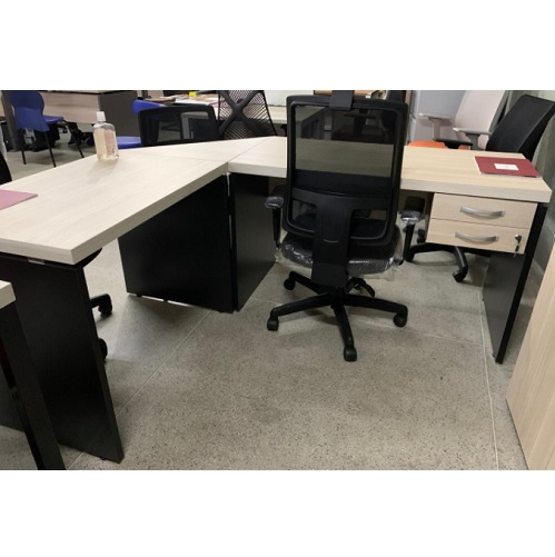 MESA EM L PE40